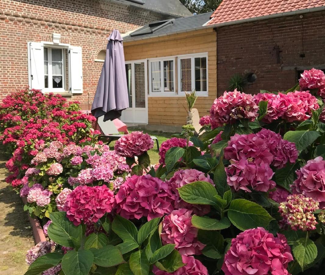 Vila La Ferme De La Croix Saint-Quentin-Lamotte-Croix-au-Bailly Exteriér fotografie