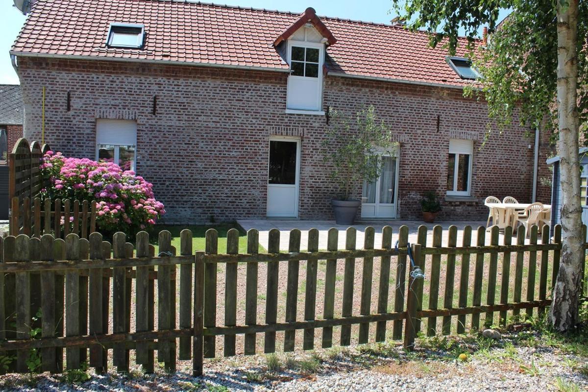 Vila La Ferme De La Croix Saint-Quentin-Lamotte-Croix-au-Bailly Exteriér fotografie